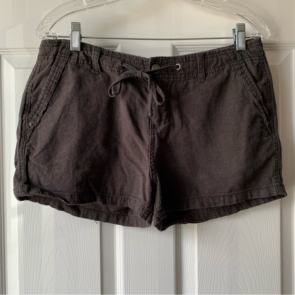 Gap dark brown linen shorts size 8